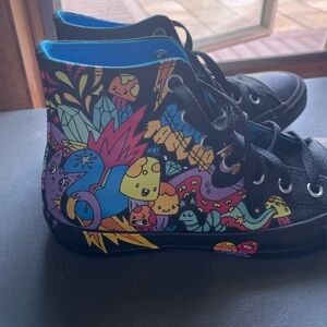 New converse, size 8